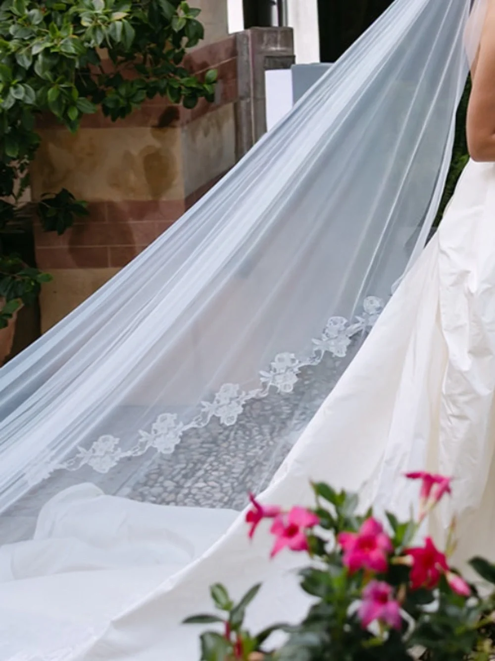 Bridal Cathedral Lace Edge Veil - White